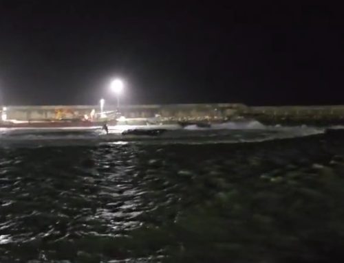 Mueren dos Guardias Civiles arrollados por una narcolancha en el puerto de Barbate